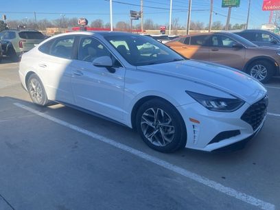 Used 2021 Hyundai Sonata SEL w/ Convenience Package