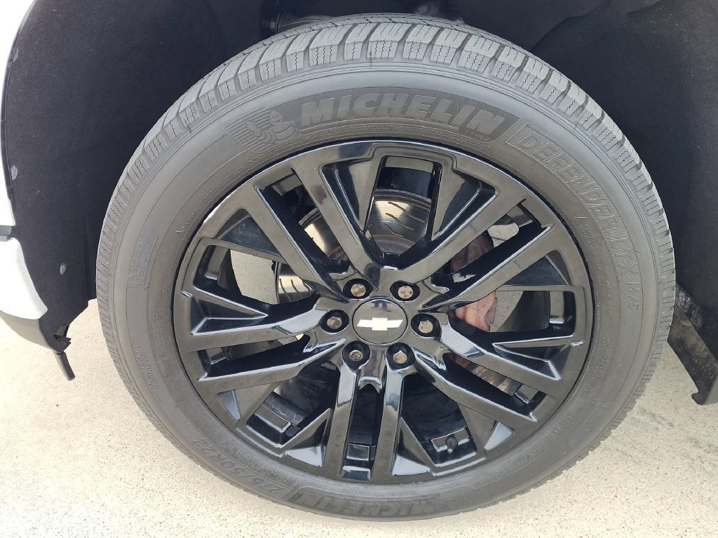 Used 2019 Chevrolet Silverado 1500 RST w/ All-Star Edition RWD image 10