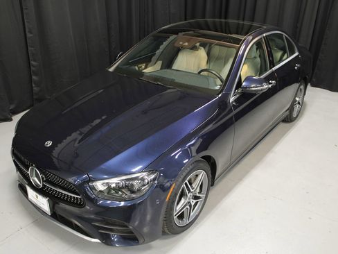 Used 2022 Mercedes-Benz E 350 4MATIC Sedan image 9