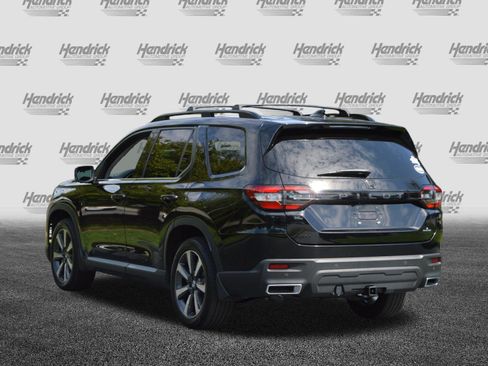 Used 2023 Honda Pilot Elite image 9