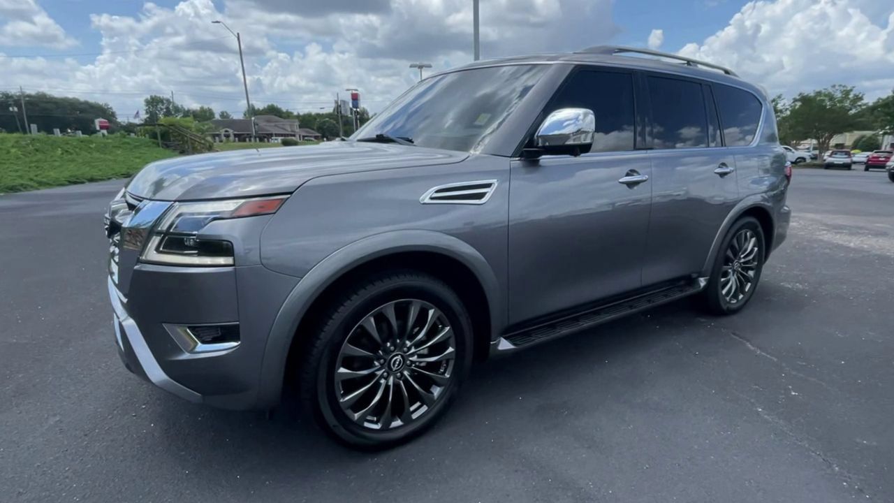 Used 2023 Nissan Armada Platinum w/ Captain's Chairs Package RWD image 4