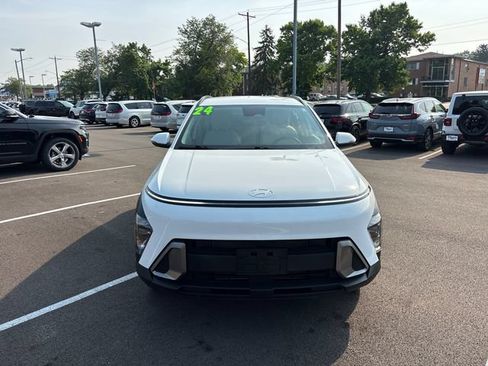 Used 2024 Hyundai Kona SEL AWD/4WD image 5