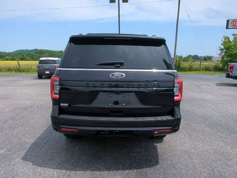 Used 2023 Ford Expedition Limited AWD/4WD image 35