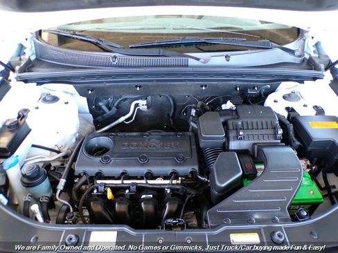 Used 2012 Kia Sorento LX w/ Third Row Pkg image 55