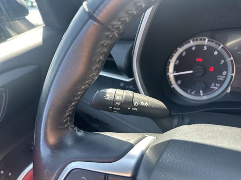 Used 2023 Toyota Highlander XSE AWD/4WD image 22