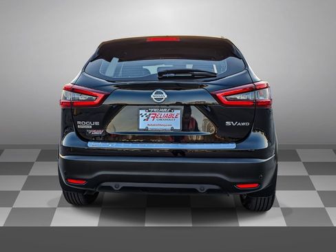 Used 2021 Nissan Rogue Sport SV w/ Technology Package image 5