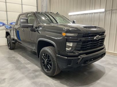 Used 2025 Chevrolet Silverado 2500 Custom w/ Custom Value Package