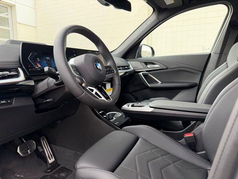 New 2026 BMW X1 xDrive28i w/ Technology Package AWD/4WD image 4