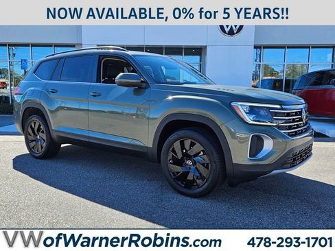 New 2026 Volkswagen Atlas SE image 1