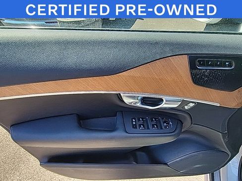 Certified 2023 Volvo XC90 T8 Plus AWD/4WD image 11