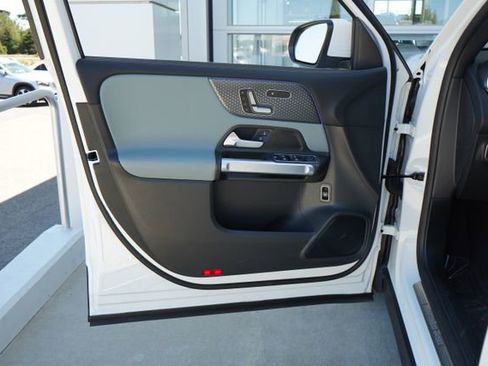 Used 2026 Mercedes-Benz GLB 250 image 15