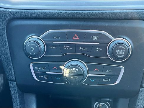 Used 2023 Dodge Charger R/T w/ Cold Weather Package image 15