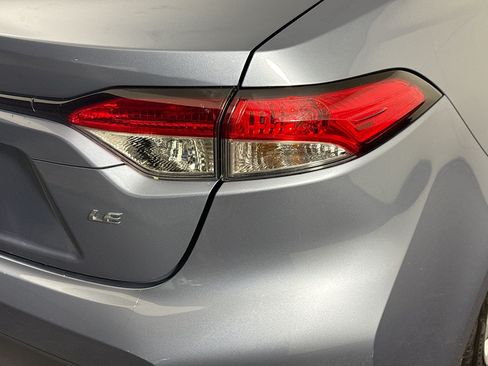 Used 2024 Toyota Corolla LE FWD image 33