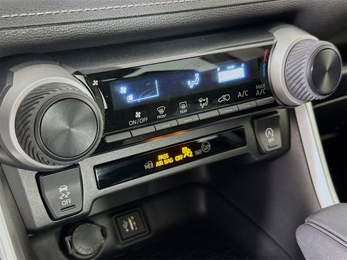 Used 2025 Toyota RAV4 LE image 16