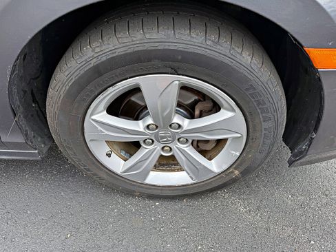 Used 2019 Honda Odyssey EX-L image 11