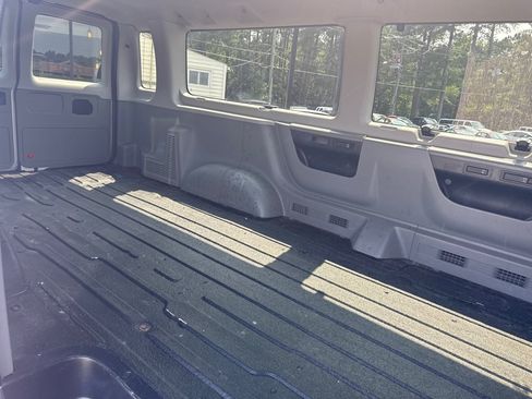 Used 2013 Ford E-350 and Econoline 350 XLT RWD image 24