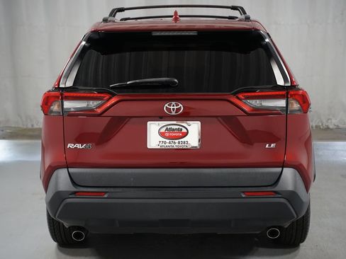 Certified 2021 Toyota RAV4 LE FWD image 7
