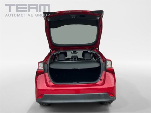 Used 2020 Toyota Prius L Eco image 13