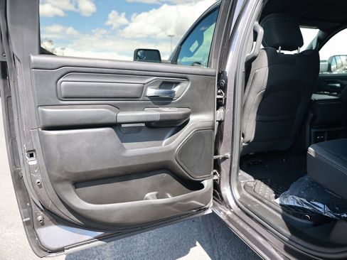New 2026 RAM 1500 Express RWD image 28