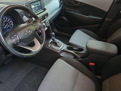 Used 2018 Hyundai Kona SEL w/ SEL Tech Package 02 image 11