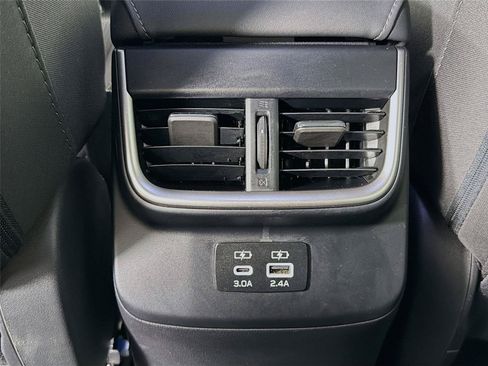 Used 2023 Subaru Legacy Premium AWD/4WD image 28