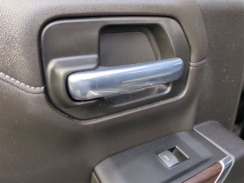 Certified 2021 GMC Sierra 1500 SLT w/ X31 Off-Road Package image 21