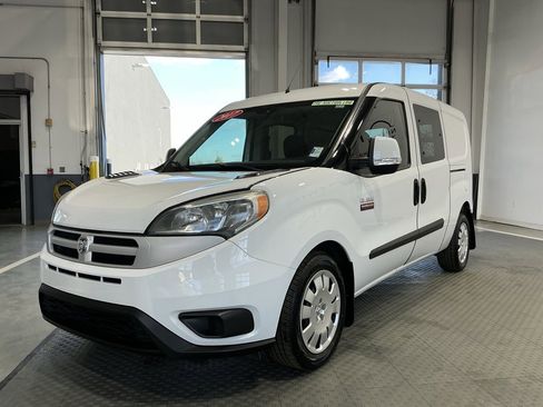 Used 2017 RAM ProMaster City Tradesman SLT w/ Rear Back-up Camera Group image 2