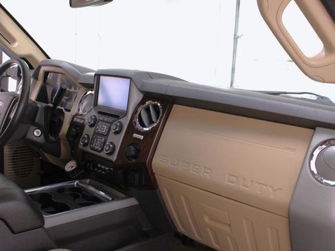 Used 2015 Ford F250 Lariat w/ Chrome Package AWD/4WD image 45