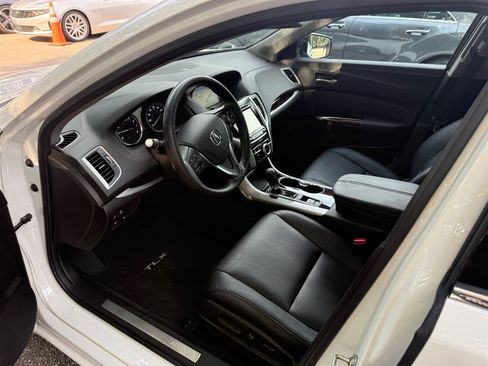 Used 2017 Acura TLX w/ Technology Package FWD image 10