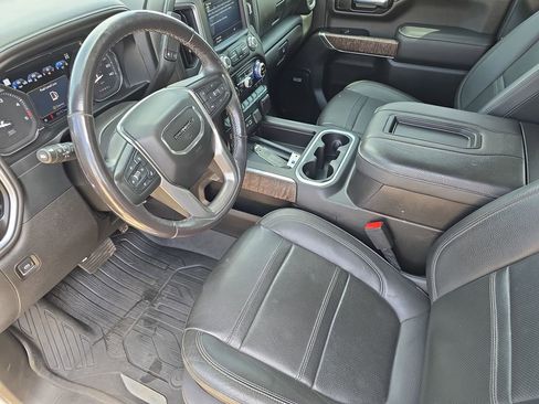 Used 2022 GMC Sierra 3500 Denali AWD/4WD image 17