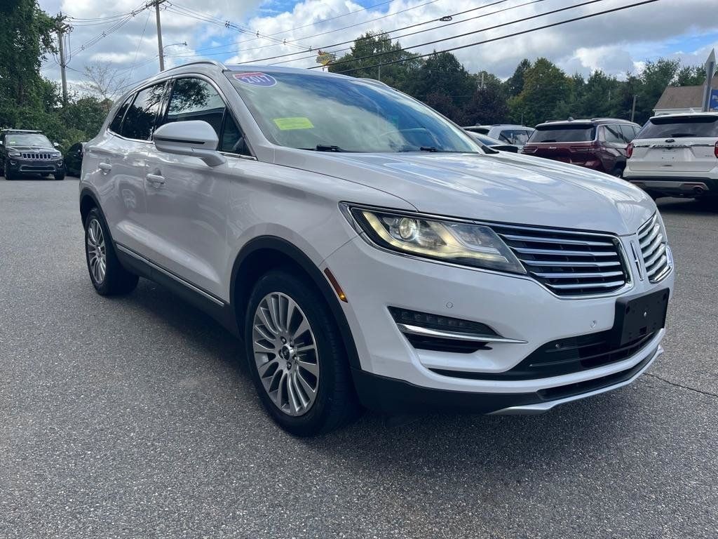 Used 2017 Lincoln MKC Reserve AWD/4WD image 4