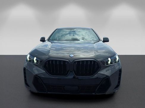 Used 2026 BMW X6 xDrive40i w/ Climate Comfort Package AWD/4WD image 2