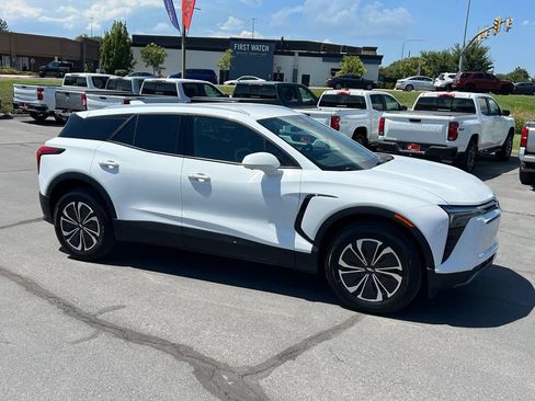 Used 2024 Chevrolet Blazer EV LT AWD/4WD image 6