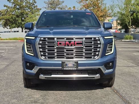 New 2026 GMC Yukon XL Denali w/ Sun & Power Step Package AWD/4WD image 10