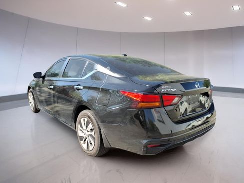 Used 2020 Nissan Altima 2.5 S AWD/4WD image 3