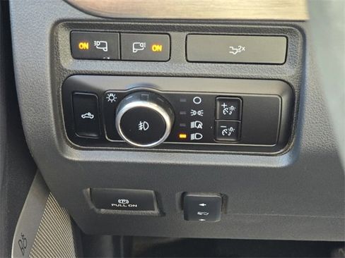 Used 2023 Ford F250 Lariat w/ FX4 Off-Road Package image 14