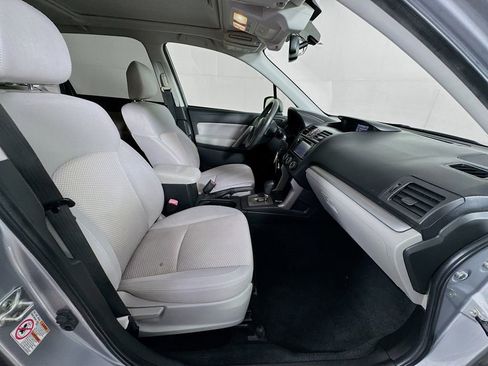 Used 2015 Subaru Forester 2.5i Premium AWD/4WD image 35