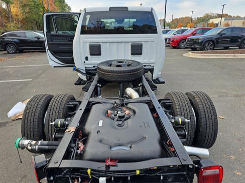New 2026 RAM 3500 Tradesman w/ Chrome Appearance Group image 13
