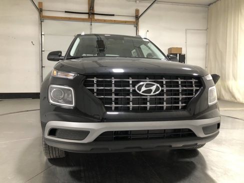 New 2026 Hyundai Venue SEL image 2