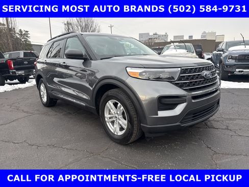 Used 2023 Ford Explorer XLT image 5