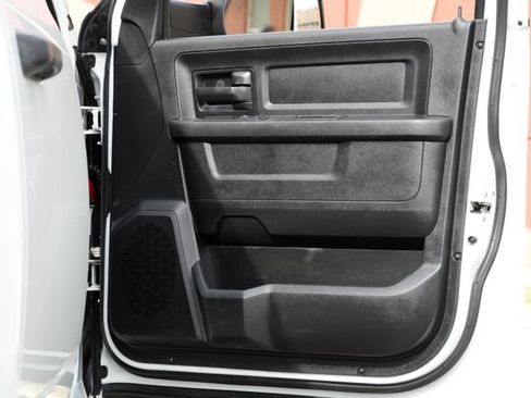 Used 2018 RAM 3500 Tradesman w/ Chrome Appearance Group AWD/4WD image 35