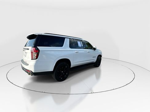 Used 2022 Chevrolet Suburban RST w/ Sport Performance Package AWD/4WD image 8