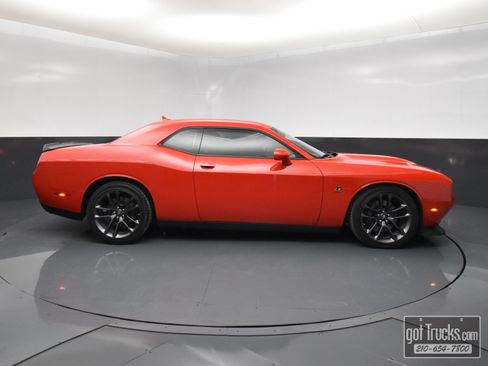 Used 2023 Dodge Challenger R/T Scat Pack RWD image 49