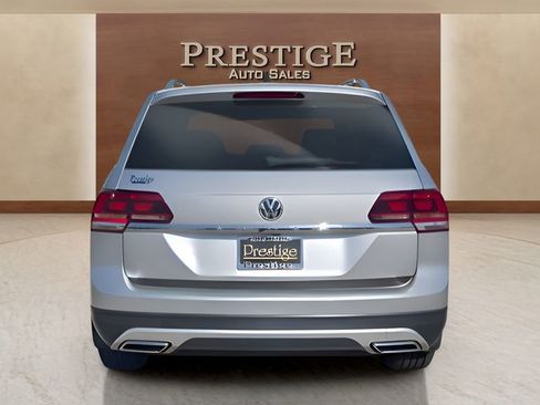 Used 2018 Volkswagen Atlas S image 3