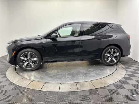 New 2026 BMW iX xDrive45 w/ Executive Package image 16