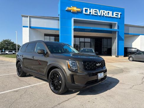 Used 2022 Kia Telluride EX w/ EX Premium Package AWD/4WD image 1