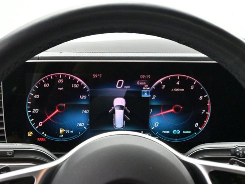 Used 2023 Mercedes-Benz GLS 450 4MATIC image 19