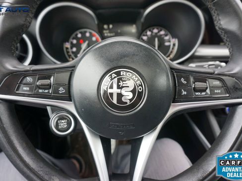 Used 2018 Alfa Romeo Stelvio AWD w/ Cold Weather Package image 40