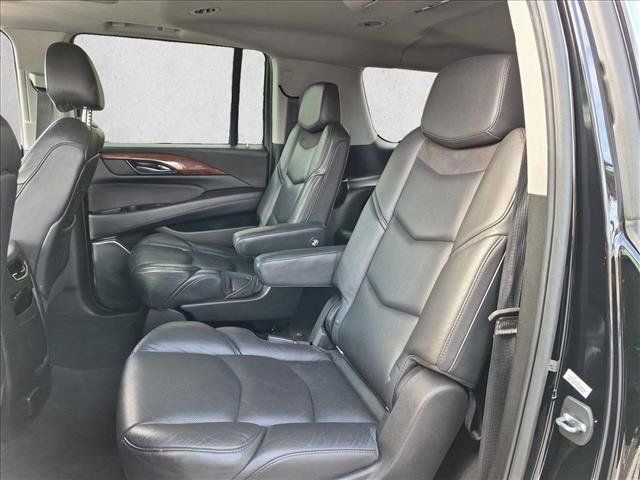 Used 2018 Cadillac Escalade ESV Premium Luxury AWD/4WD image 20