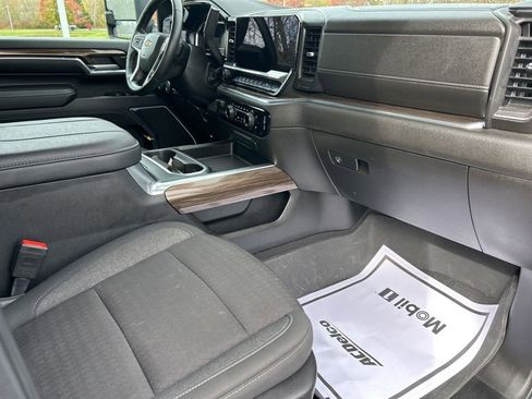 Used 2024 Chevrolet Silverado 2500 LT w/ All Star Edition image 34